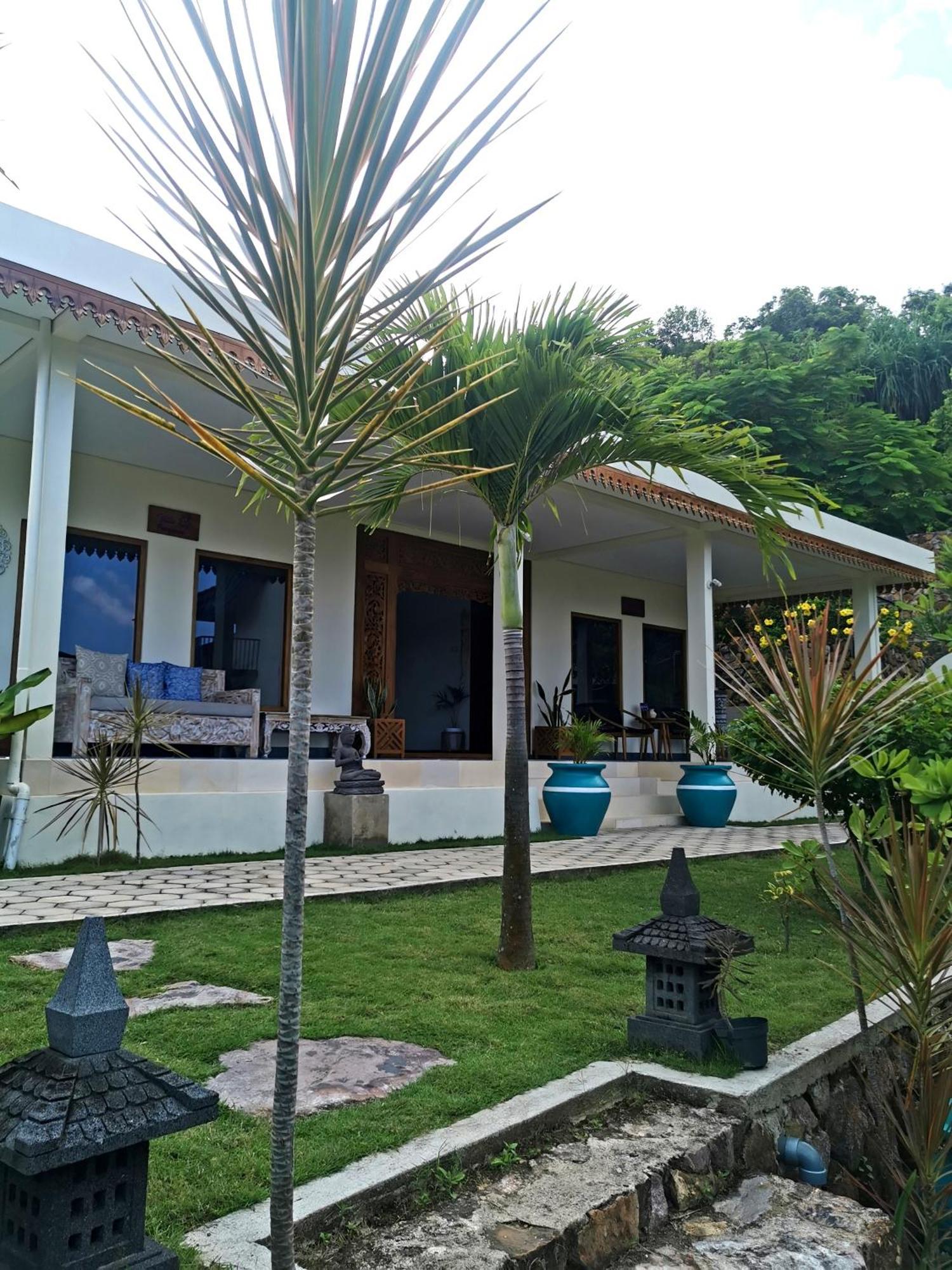 Hotel Mirabelle Joglo Village